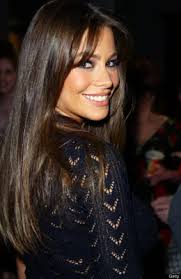 Sofia's height is another factor that adds to her attractiveness. Sofia Vergara S Hair Is Blond Modern Family Actress Adds Highlights To Brunette Hair Photo Huffpost Canada Style