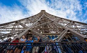 is a tour of the eiffel tower worth it