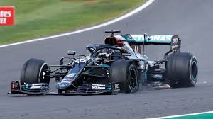 Get up to speed with everything you need to know about the 2021 british grand prix, which takes place over 52 laps of the. Lewis Hamilton Wins British Grand Prix Despite Burst Tyre On Last Lap Uk News Sky News