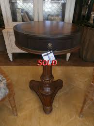 thomasville accent table at the missing