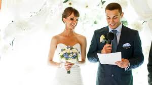 Traditionell beginnt der bräutigam bzw das brautpaar mit der rede. Tipps Fur Eine Unvergessliche Hochzeitsrede