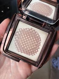 Hourglass Ambient Lighting Powder In Ethereal Light Any Tips On Panning Those Corners Panporn
