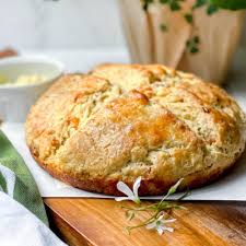 clic irish soda bread with golden