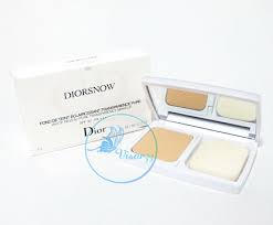 diorsnow white reveal pure transparency