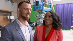 Over the past three weeks, netflix's love is blind has established itself as one of the most sensational reality dating shows in history. Love Is Blind Cast Which Couples Are Still Together Exclusive Entertainment Tonight