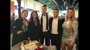 Les deux sœurs et le frère de Cristiano Ronaldo / CR7 Sisters & Brother  [Elma, Katia & Hugo Aveiro] - YouTube