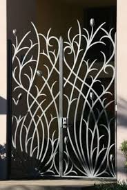 Abstract Design Tulip Metal Garden Gate
