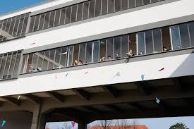 I enjoy my shopping here. Festival School Fundamental Centenary 2019 Stiftung Bauhaus Dessau Bauhaus Dessau Foundation