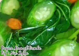 3 tips untuk membuat sayur bening yang segar. Resep Sayur Bening Bayam Gambas Oyong Oleh Nia Syifa Cookpad
