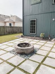 Diy Patio With Grass Between Pavers And