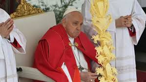 Pope skips homily at start of busy Holy Week during Palm Sunday Mass in St. Peter's  Square