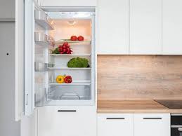 how to keep food safe fridge clean