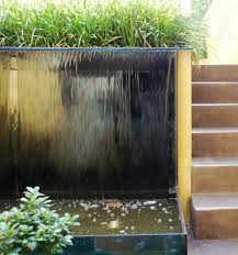 Spectacular Garden Water Wall Ideas