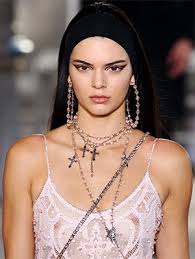 kendall jenner s winged eyeliner is