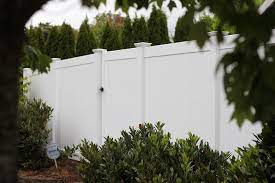 Make your own vinyl fence cleaner with these simple steps: Eco Friendly Ways To Clean A White Vinyl Fence Cascade Fence Deck