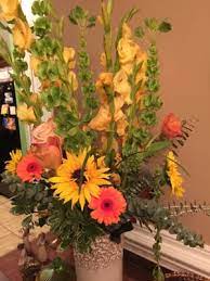 They do.beautiful work and you will never be disappointed. Holliday Flowers Events 1149 Union Ave Memphis Tn Florists Mapquest