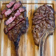 cook a tomahawk steak on gas grill