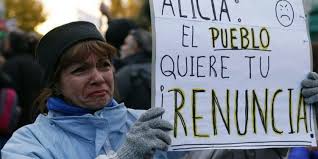 Resultado de imagen para Estatales de Santa Cruz impulsarán pedido de juicio político a Alicia Kirchner