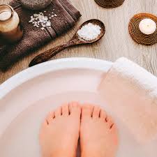 diy detox foot bath with epsom salts