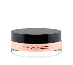 mac cosmetics brand review and iconic