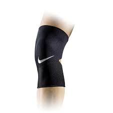 Nike Accessories Pro Combat 2 0 Closed Knee Sleeve