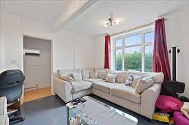 3 bed houses to in morden