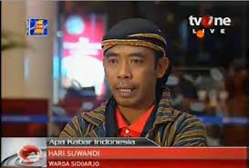 Stasiun televisi berformat berita yang disiarkan skala. Di Tvone Korban Lapindo Hari Suwandi Sesali Aksi Jalan Kaki Porong Jakarta