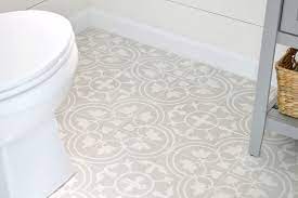 10 Small Bathroom Flooring Ideas That