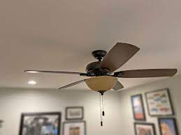 ceiling fan direction in the winter and