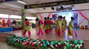 Pada 2009, sekolah kebangsaan au keramat memiliki 1015 pelajar lelaki dan 929 pelajar perempuan, menjadikan jumlah keseluruhan murid seramai 1944 orang. Tahun 6 2012 Sk Au Keramat Kuala Lumpur By Sir Fauzi Iskandar