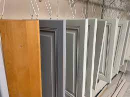 can maple cabinets be painted white d