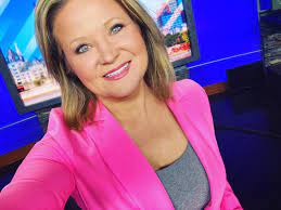 WRGB Albany TV anchor Heather Kovar ...