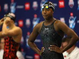why olympic swimmer simone manuel put