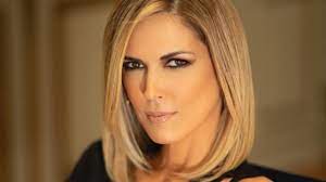 Viviana canosa is a well known broadcaster, television host and journalist in argentina. Viviana Canosa Confessed That She Wants To Devote Herself To Politics And Has Already Dealt With