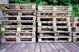 how to build a diy pallet patio or deck