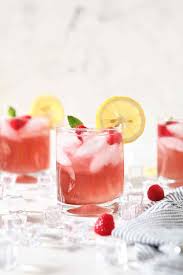 vodka lemonade with raspberry