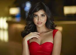 maine mendoza continues to rock the