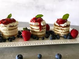 easy shortcake recipe with strawberries