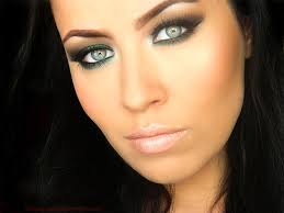 makeup tips for blue brown and green