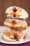 What is the difference between a paczki and a jelly doughnut?