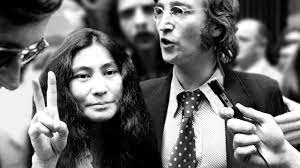 John Lennon Played Guitar with Che Guevara? | Snopes.com