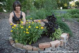 Build An Herb Spiral Garden