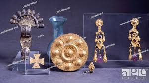 7th century women s gold jewelry from a