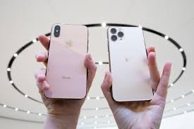 The iphone 11 pro beats out the iphone 11 pro max in price, size, and weight. Iphone 11 Vs Iphone Xr Xs And Xs Max Everything Apple Changed Cnet