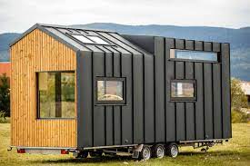 what s the cost to build a tiny house