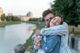 romantic couple hugging images