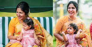 Sujatha mohan family photos with husband, daughter, parents & friends. Sujatha S Pic With Daughter Granddaughter Is Indeed Special On Women S Day Manorama English