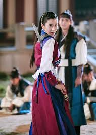 hwarang seo yeaji showing off her martial skills after being looked down on. í•˜ë°±ì˜ì‹ ë¶€ Princess Sookmyung Like Reblog If You Save