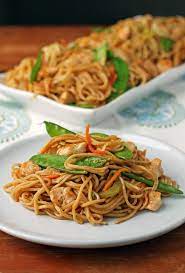Lo Mein With Chicken gambar png