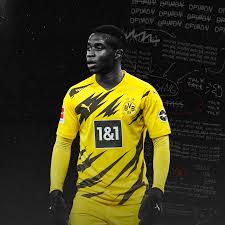 Latest on borussia dortmund forward youssoufa moukoko including news, stats, videos, highlights and more on espn. Player Analysis Youssoufa Moukoko Breaking The Lines